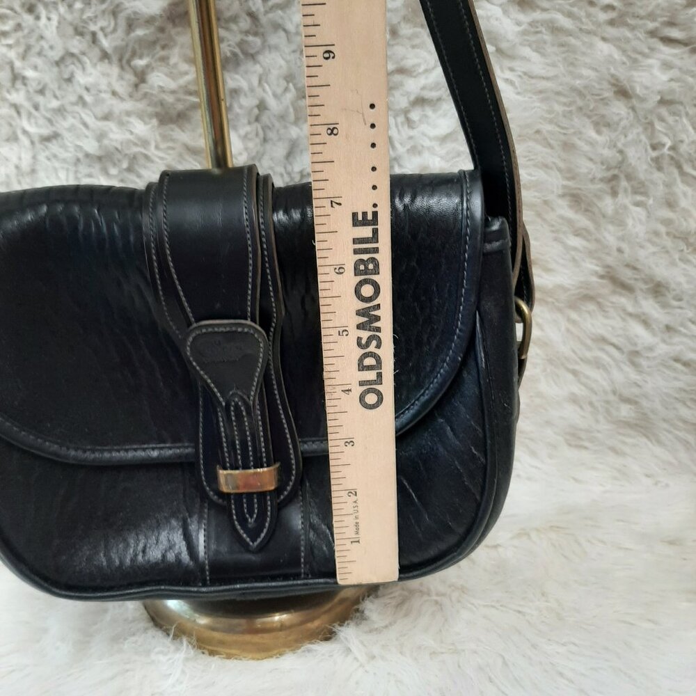 Vintage Bag by Calder of Canada Black Pebbled Leather Shoulder Bag w/ Solid Bras - Picture 6 of 11